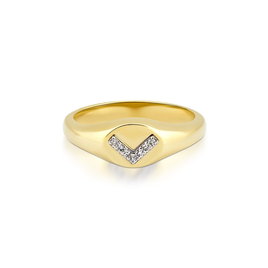 V-Zirve Glow Ring — line of brilliant diamonds in yellow gold, top view