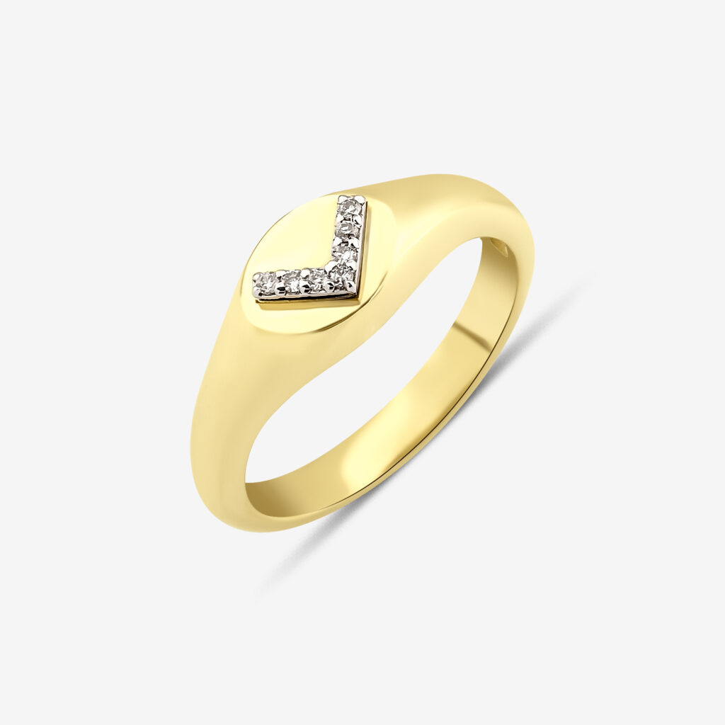 V-Zirve Glow Ring — line of brilliant diamonds in yellow gold, side view